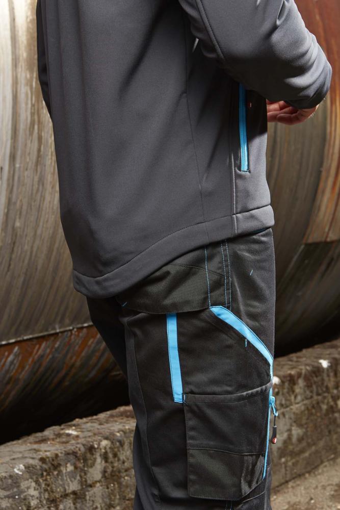 mit verlängerter Rückenpartie